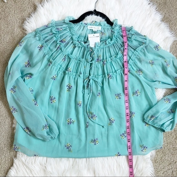 New Socialite Floral Tie Neck Blouse in Mint Lavender - Picture 9 of 9